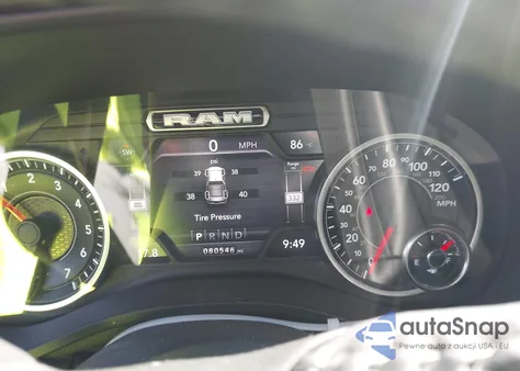 2021 Ram 1500 Big Horn 4X2 5'7 Box from USA, damaged, VIN 1C6RREFG3MN748918